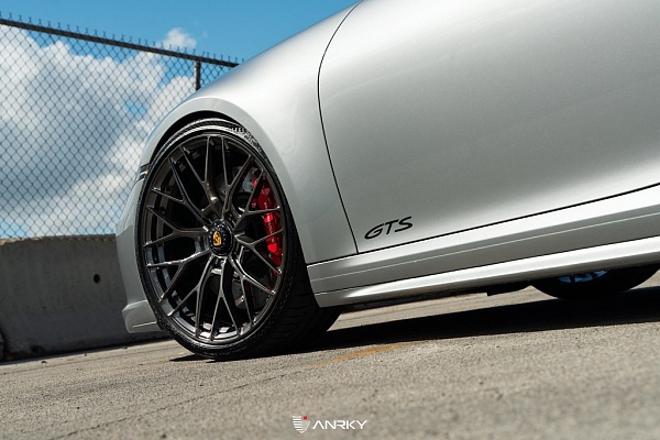 Фото дисков Anrky AN10 Полированный лак на Porsche 911 VIII