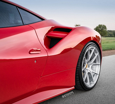 Фото дисков Strasse Wheels SM5R Deep Concave Monoblock на Ferrari 488