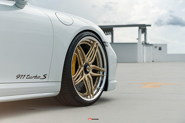 Фото дисков HRE S107SC Сатиновое золото на Porsche 911 VIII