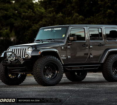 Фото дисков BC Forged LE72 // MLE72 на Jeep Wrangler III (JK)