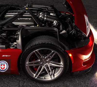 Фото дисков HRE P106 на Dodge Viper