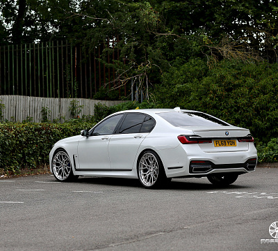 Фото дисков Vossen M-X3 (3-Piece) на BMW 7 (G11/G12)