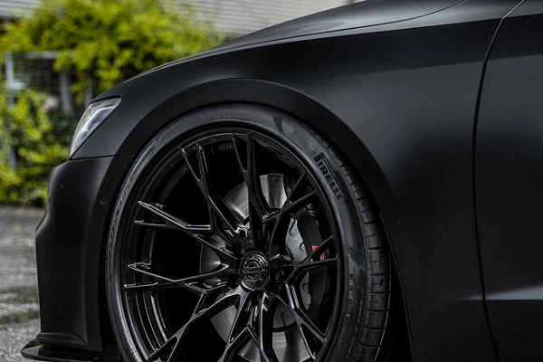 Фото дисков ST Wheels ST9 Черный глянец на Audi A/RS 7 (4K)