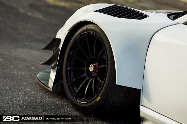 Фото дисков BC Forged RS43 Черный матовый на Porsche 911 VI
