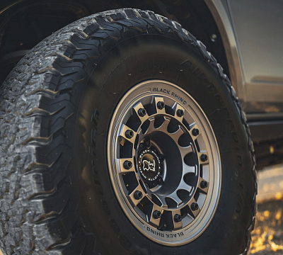 Фото дисков Black Rhino FUJI на Ford Bronco