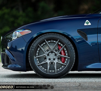 Фото дисков BC Forged HCA381 на Alfa Romeo Giulia II (952)