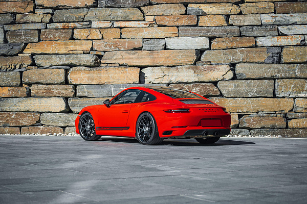 Фото дисков HRE FF01 Черный сатин на Porsche 911 VII