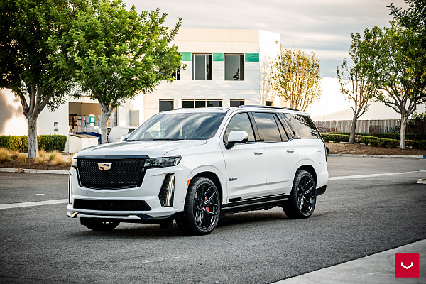 Фото дисков Vossen HF6-4 Черный глянец на Cadillac Escalade V