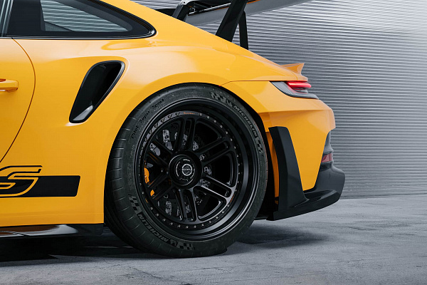 Фото дисков Brixton Forged TR07 Черный сатин на Porsche 911 VIII