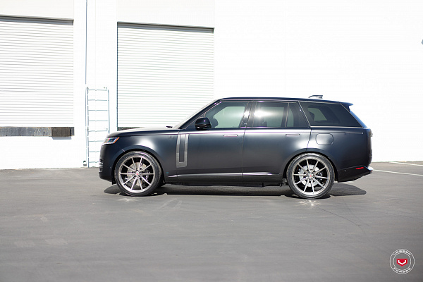 Фото дисков Vossen M-X2 Глянцевый тонированный лак на Land Rover Range Rover V
