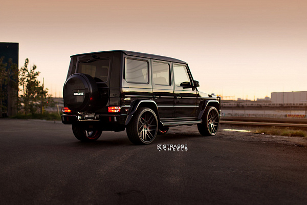 Фото дисков Strasse Wheels SM7T Deep Concave Черный сатин на Mercedes-Benz G-Class II
