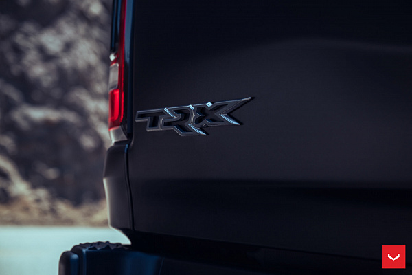 Фото дисков Vossen HFX-1 (6-Lug) Черный глянец на Ram 1500 V