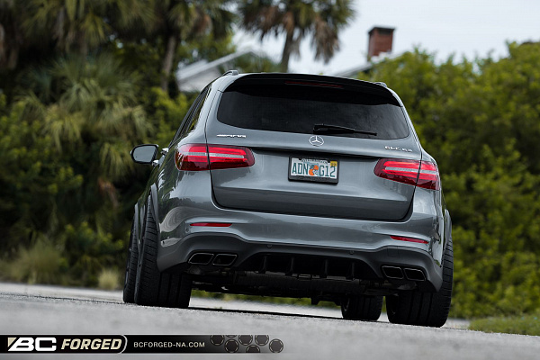 Фото дисков BC Forged EH173 Черный матовый на Mercedes-Benz GLC (X253, C253)