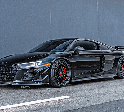 Фото дисков Strasse Wheels SV15FF Deep Concave FS на Audi R8 (4S)