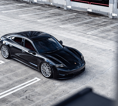 Фото дисков Vossen HF-7 на Porsche Taycan I