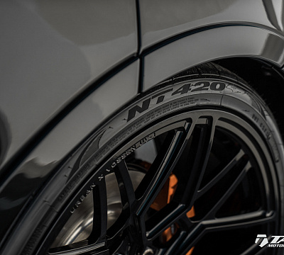 Фото дисков Vossen UV-1 на Land Rover Range Rover Sport II