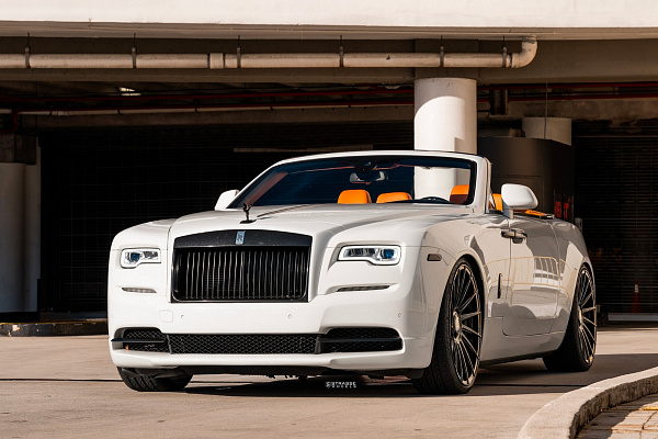 Фото дисков Strasse Wheels SV15T Deep Concave Duoblock RR Черный глянец на Rolls-Royce Ghost I