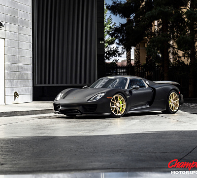 Фото дисков Vossen RS74 на Porsche 918 Spyder