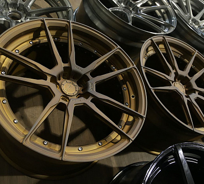ADV.1 ADV5.2 M.V2 CS