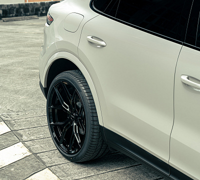 Фото дисков Vossen HF-5 на Porsche Cayenne III