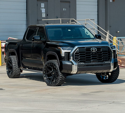 Фото дисков 4PLAY 4P55 на Toyota Tundra III