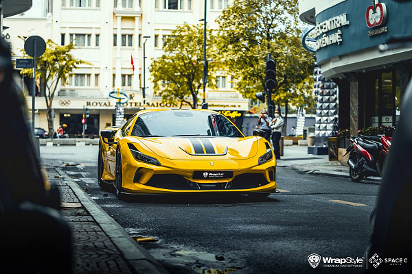 Фото дисков Brixton Forged PF2 Черный сатин на Ferrari F8