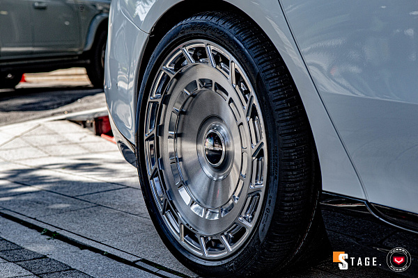 Фото дисков Vossen LC3-11T Глянцевый тонированный лак на Mercedes-Benz EQS
