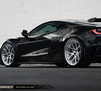 Фото дисков BC Forged HCS02 на Chevrolet Corvette C8