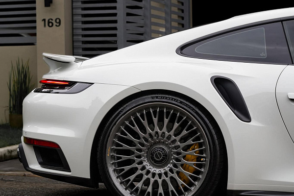 Фото дисков Brixton Forged TR20 Глянцевый темный лак на Porsche 911 VIII