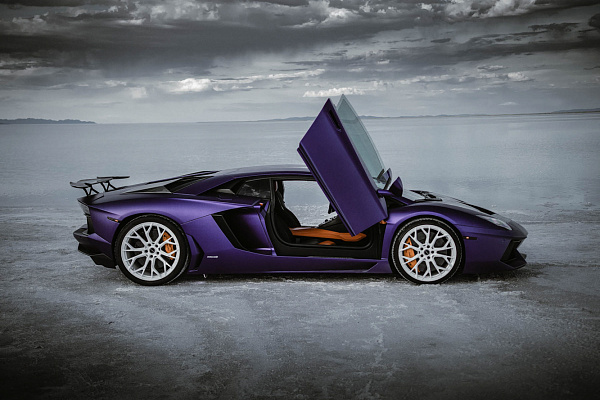 Фото дисков Brixton Forged PF10 Белый глянец на Lamborghini Aventador
