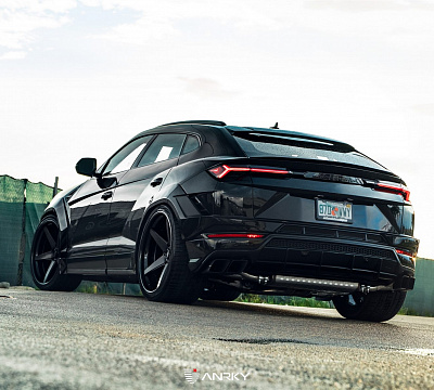 Фото дисков Anrky RS5.3 на Lamborghini Urus