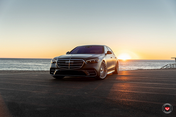 Фото дисков Vossen S17-13 Глянцевый лак на Mercedes-Benz S-Class (W223)