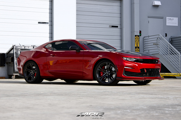 Фото дисков MRR M017 Черный сатин на Chevrolet Camaro VI