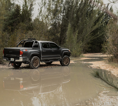 Фото дисков Vossen HF6-5 на Toyota Tacoma III