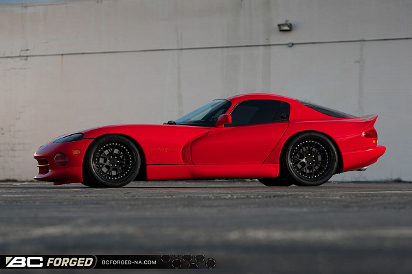 Фото дисков BC Forged LE72 // MLE72 Черный матовый на Dodge Viper