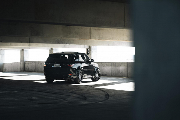Фото дисков Asanti VICEROY Черный глянец на Land Rover Range Rover V