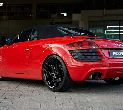 Фото дисков Vossen HF-5 на Audi TT (8J)