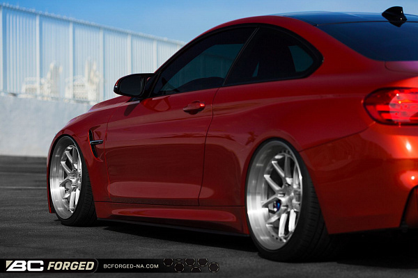 BMW M4 (F82)