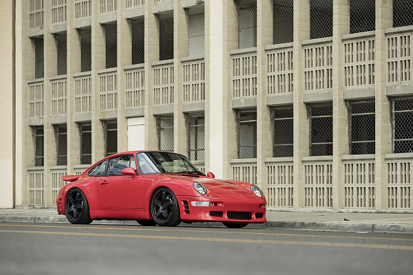 Фото дисков Rotiform ROC Черный матовый на Porsche 911 II