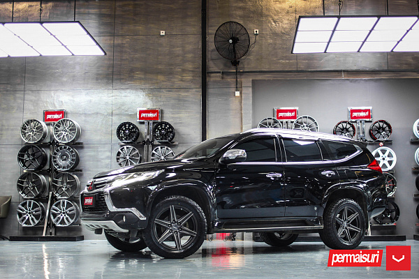 Фото дисков Vossen HF6-2 Алмазная проточка на Mitsubishi Pajero Sport III