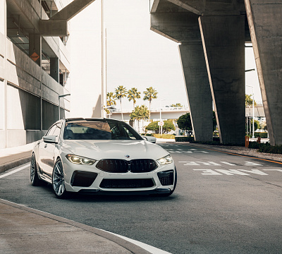 Фото дисков Vossen S21-02 на BMW 8/M8