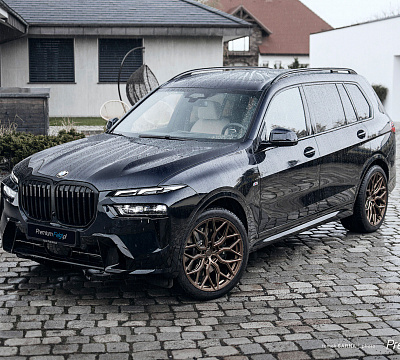 Фото дисков Vossen HF-2 на BMW X7 (G07)