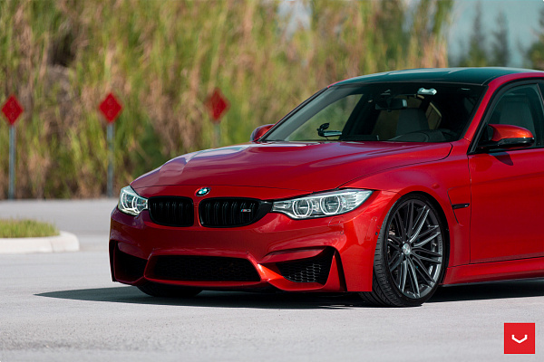 Фото дисков Vossen VFS-4 Глянцевый графит на BMW 3/M3 (F3x/F80)