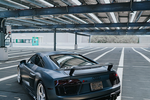 Фото дисков HRE 527 Глянцевый лак на Audi R8 (4S)