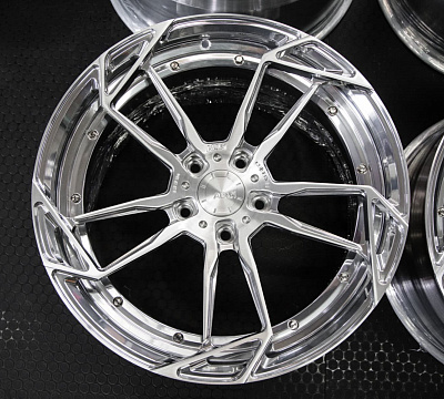 ADV.1 ADV5.3 M.V2 CS
