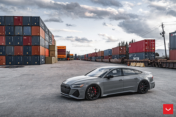 Фото дисков Vossen HF-3 Черный глянец на Audi A/RS 7 (4K)
