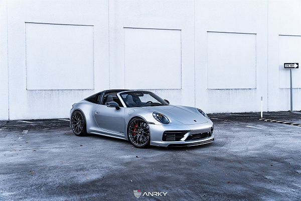 Фото дисков Anrky AN10 Глянцевый лак на Porsche 911 VIII