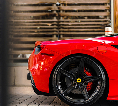 Фото дисков Brixton Forged PF4 на Ferrari 488