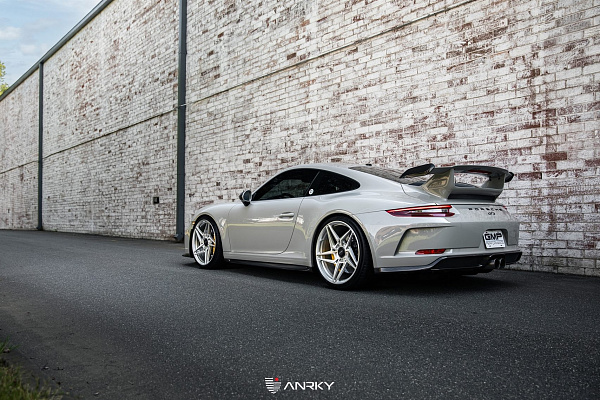 Фото дисков Anrky S3-X1 Глянцевый лак на Porsche 911 VII