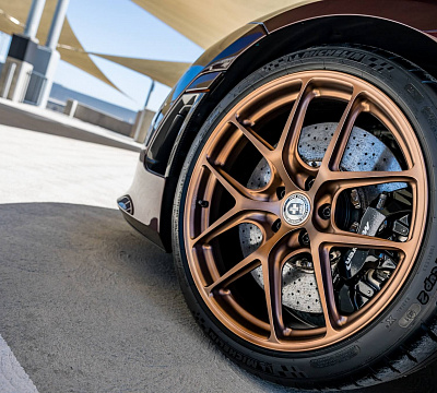 Фото дисков HRE R101 Lightweight на McLaren 720S